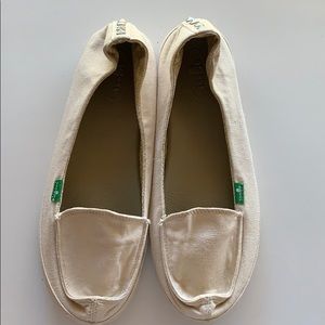 Women’s Sanuk loafer